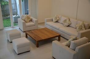 Anchorage Villa