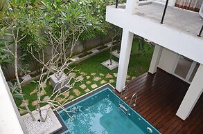 Anchorage Villa
