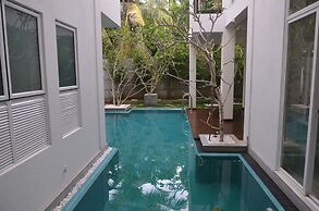 Anchorage Villa