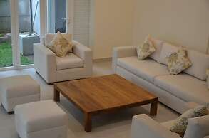 Anchorage Villa