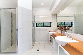 Beachcomber Holiday House