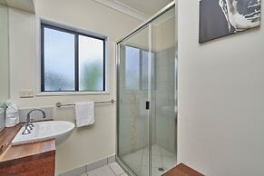 Beachcomber Holiday House