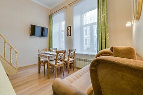 Duplex Apartments on Pushkinskaya 9