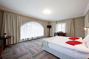 Skrunda Manor Hotel