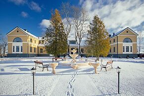 Skrunda Manor Hotel