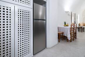 Christina's Cave House