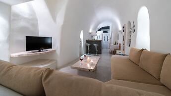 Christina's Cave House