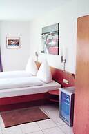 Hotel Pension Kaempfelbach