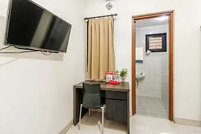 RedDoorz Plus near Trisakti University