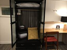 Beautiful 4BR Downtown House, Sleeps 10