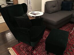 Beautiful 4BR Downtown House, Sleeps 10