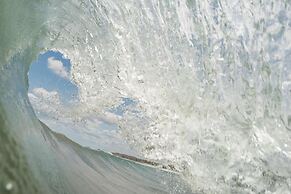 99 Surf Lodge