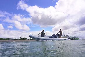 99 Surf Lodge