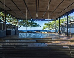 99 Surf Lodge