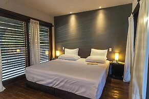 99 Surf Lodge