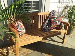 The B & B at Queenslake