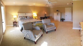 The B & B at Queenslake