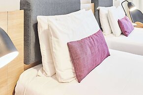 Dazzler by Wyndham Rosario