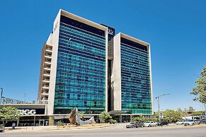 Dazzler by Wyndham Rosario