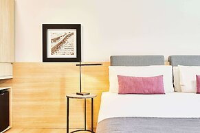 Dazzler by Wyndham Rosario