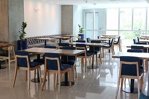 Dazzler by Wyndham Rosario