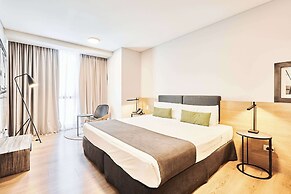 Dazzler by Wyndham Rosario