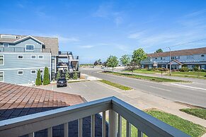 Ludington Pier House