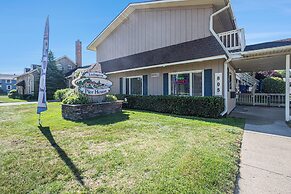 Ludington Pier House