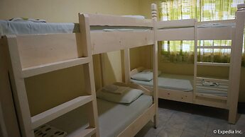 Golden Sunset Beach Club