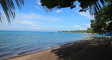 Golden Sunset Beach Club