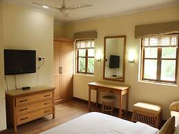 OYO 9622 Home 1BHK Colva Poolside Luxury