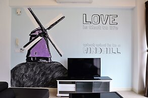 Holi Afiniti Themed Suites