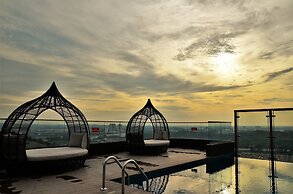 Holi Afiniti Themed Suites