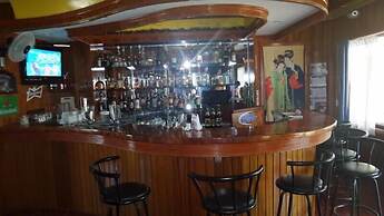 S & C Hotel Suites And Apartments