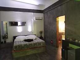 SomeWhere Else Boutique Resort