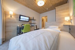 KOSIS Sports Lifestyle Hotel