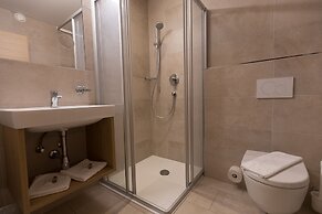 KOSIS Sports Lifestyle Hotel