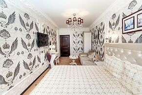 Boutique Hotel Monarch