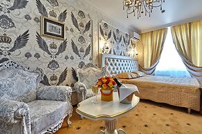 Boutique Hotel Monarch