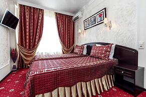Boutique Hotel Monarch
