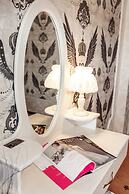 Boutique Hotel Monarch