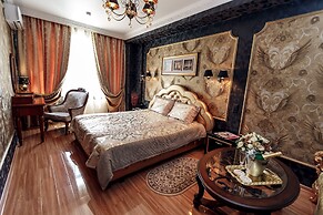 Boutique Hotel Monarch