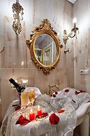 Boutique Hotel Monarch