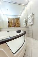 Boutique Hotel Monarch