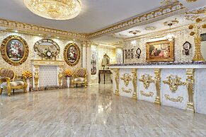 Boutique Hotel Monarch