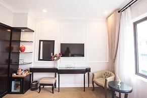 Dinh Elegant Hanoi Hotel