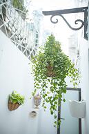 Dinh Elegant Hanoi Hotel