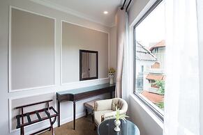 Dinh Elegant Hanoi Hotel
