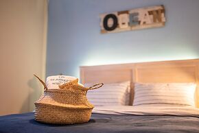 Seabreeze Villa - with Jacuzzi & heated pool