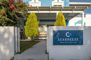 Seabreeze Villa - with Jacuzzi & heated pool